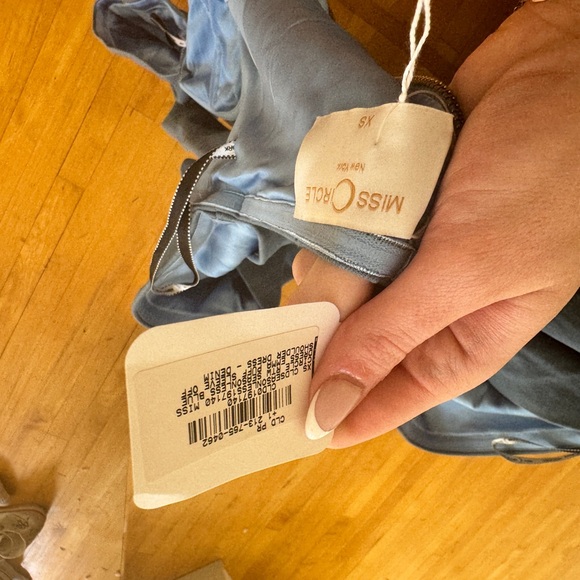 MISS CIRCLE NWT JEAN DRESS denim mini short puff sleeve deep v plunge cleavage - Picture 8 of 10